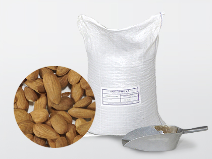 Almendra largueta “con piel”